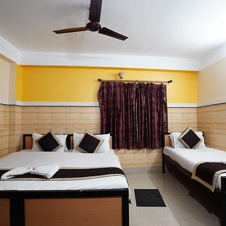 Tirupati Lodge Njp Сіліґурі Екстер'єр фото