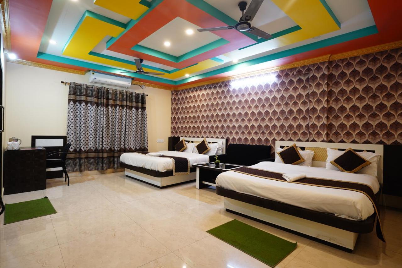 Tirupati Lodge Njp Сіліґурі Екстер'єр фото