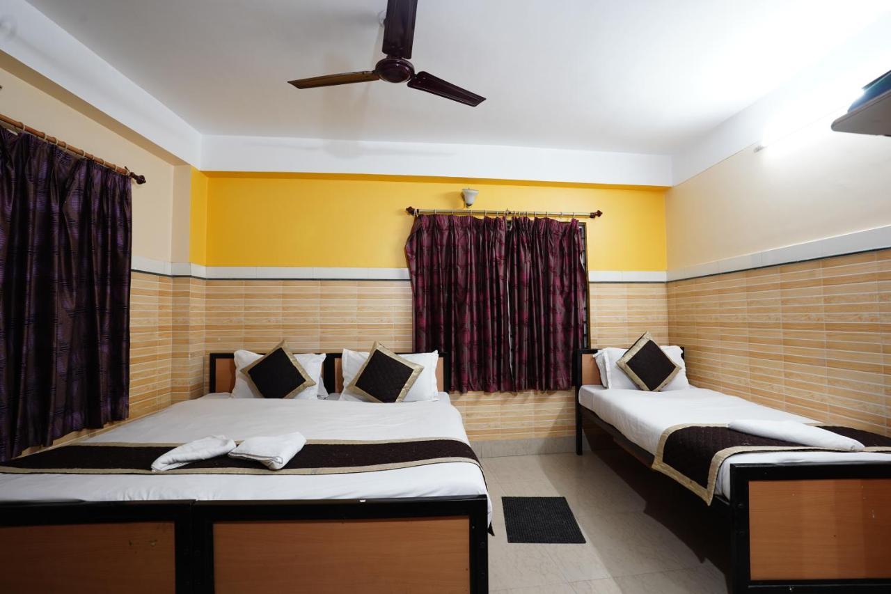Tirupati Lodge Njp Сіліґурі Екстер'єр фото