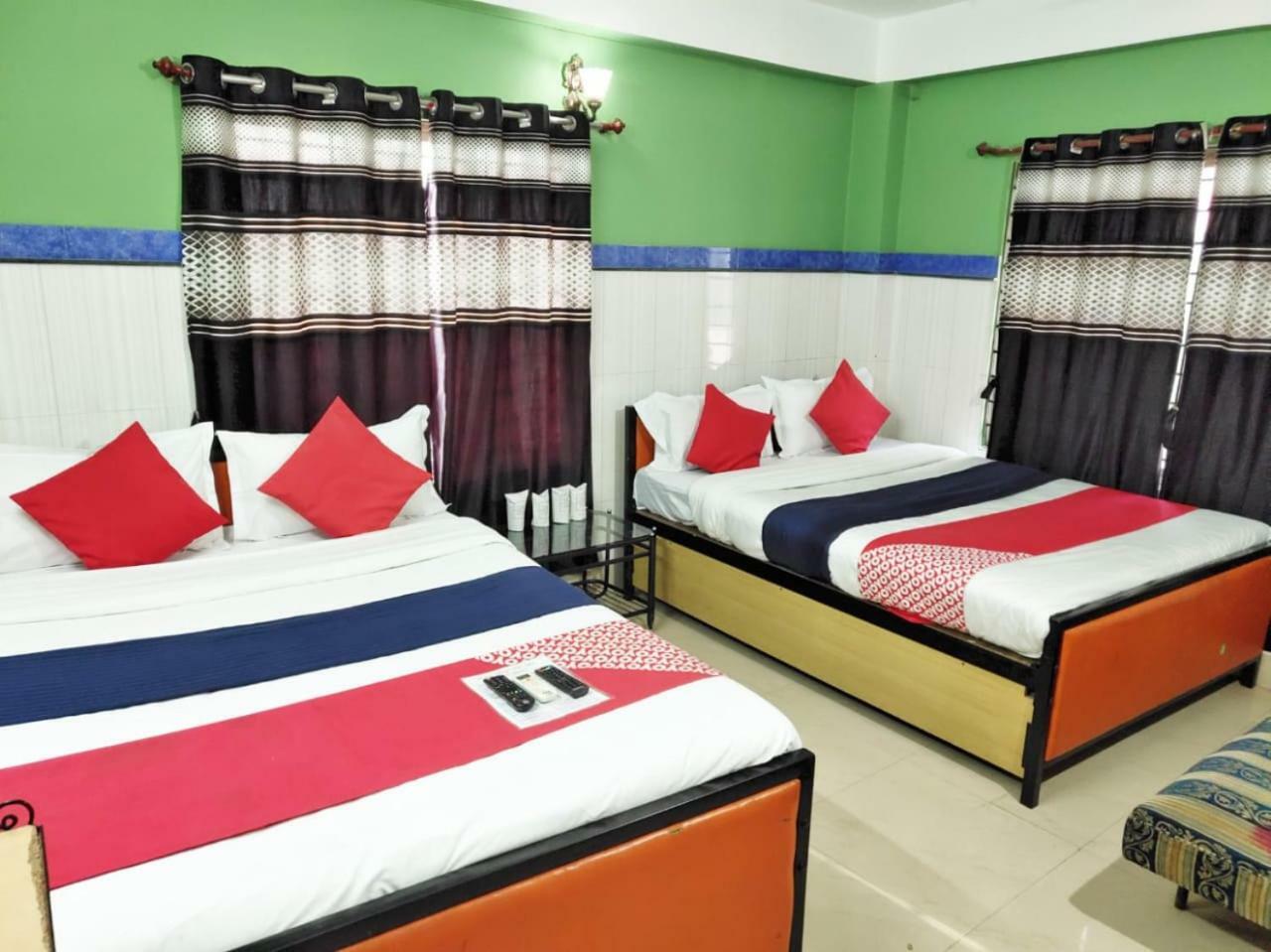 Tirupati Lodge Njp Сіліґурі Екстер'єр фото