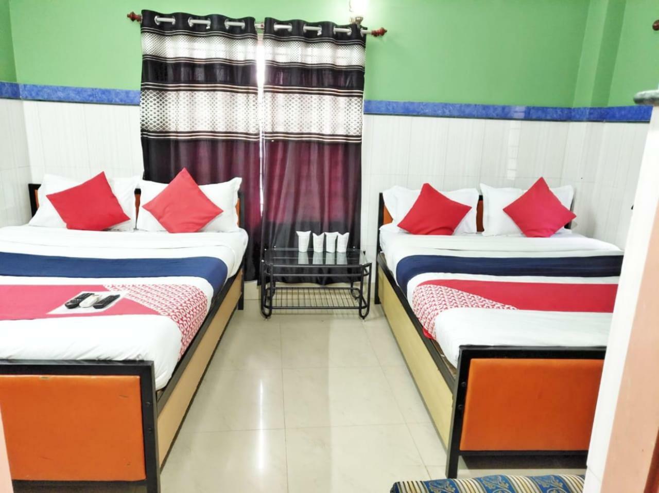 Tirupati Lodge Njp Сіліґурі Екстер'єр фото