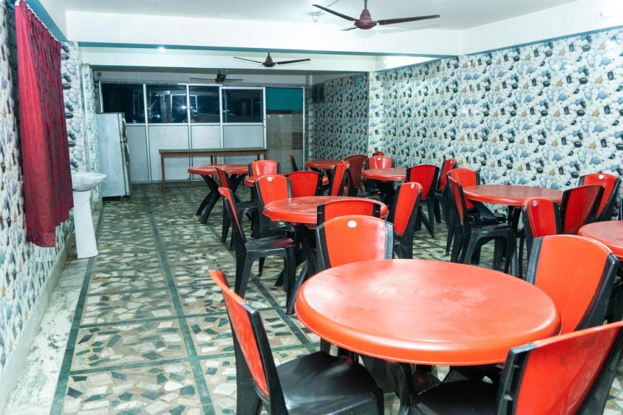 Tirupati Lodge Njp Сіліґурі Екстер'єр фото