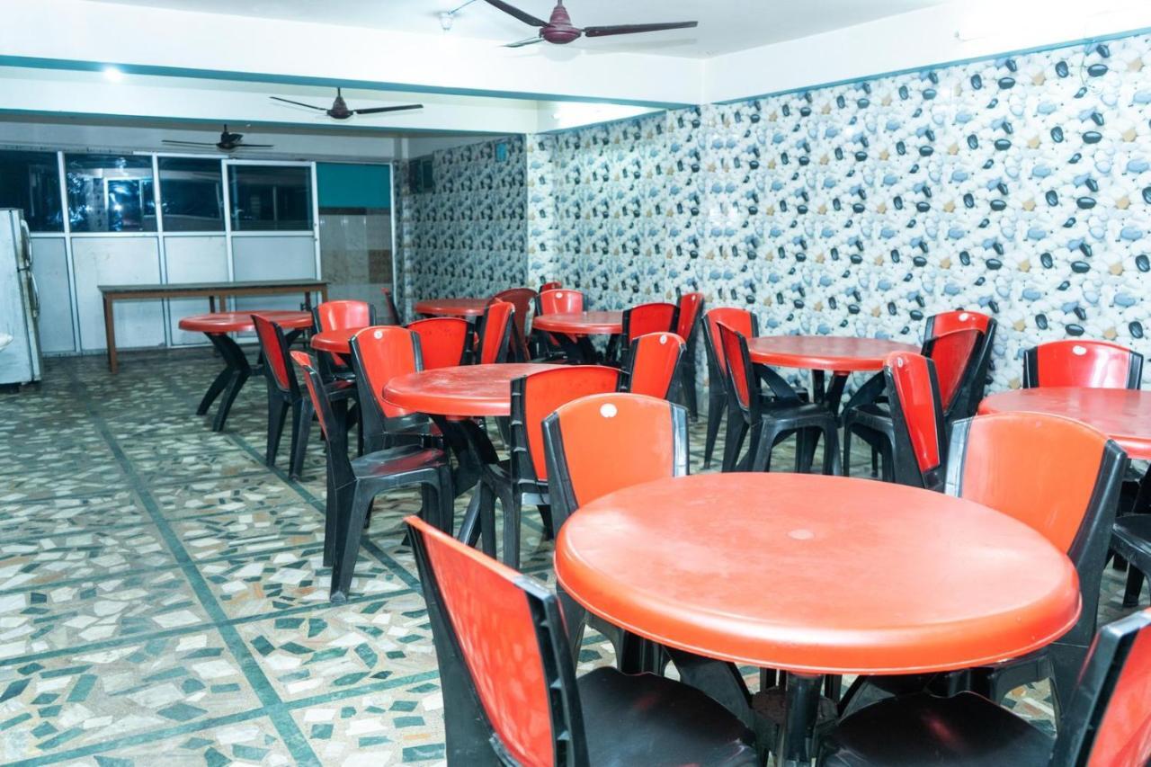 Tirupati Lodge Njp Сіліґурі Екстер'єр фото